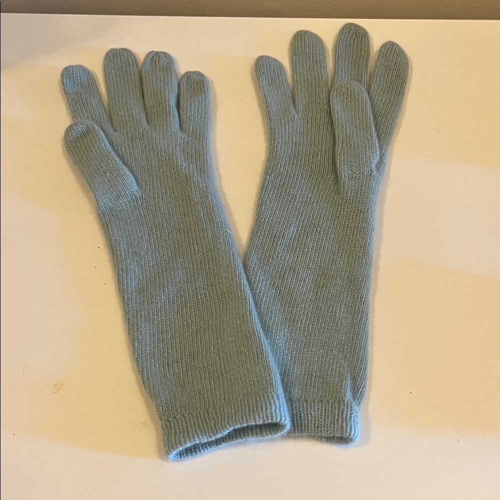 Light Turquoise Cashmere Gloves